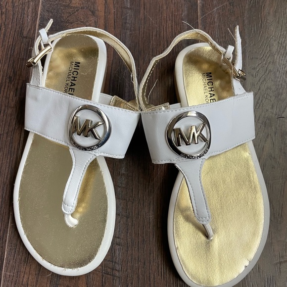 Michael Kors White and Gold Sandals - Picture 1 of 4